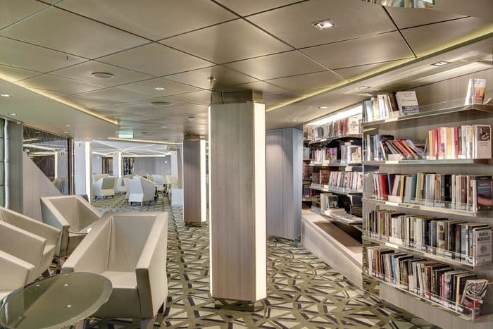 MSC Cruises MSC Meraviglia Library.jpg